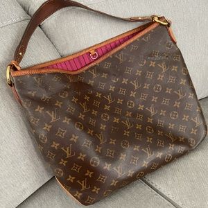 Louis Vuitton Delightful purse